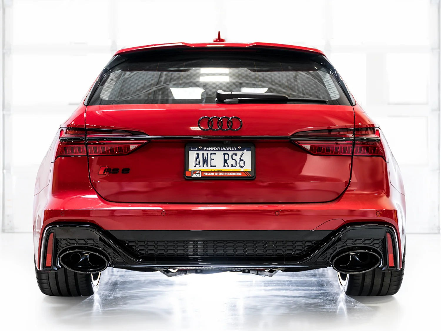AWE Tuning SwitchPath Exhaust | 3" Diameter | 9.25" Dual Diamond Black RS-Style Tips for Audi C8 RS6 Avant / RS7 (3025-33776)